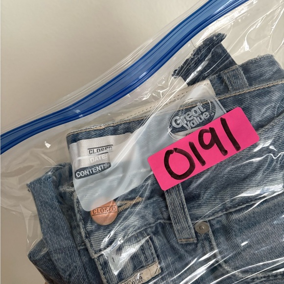 CLOSED Fayna Distressed Straight Barrel Two Tone Jeans Boho Italy Womens 28 NWOT - Picture 13 of 13